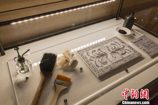 汉画像拓片制作展示。上海鲁迅纪念馆 供图