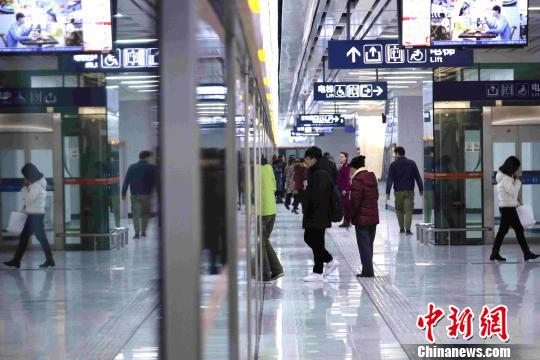 武汉地铁纸坊线开通轨道交通总里程突破300公里