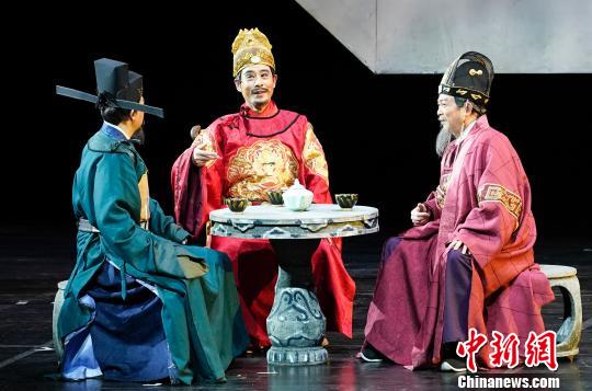 历史话剧《大宋御史?赵抃》剧照 杜洋 摄