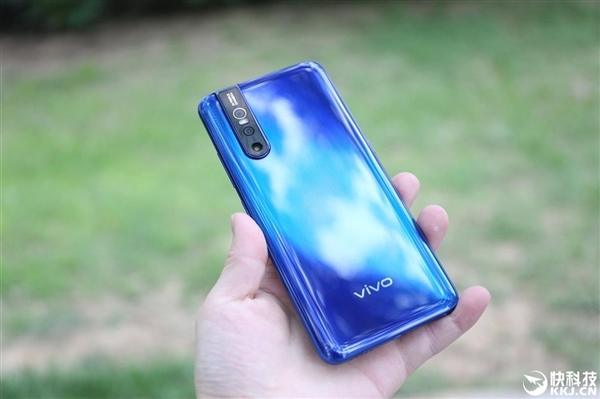 vivo官宣蔡徐坤新机宣传片：vivo S1 Pro仲夏梦色7月5日首发