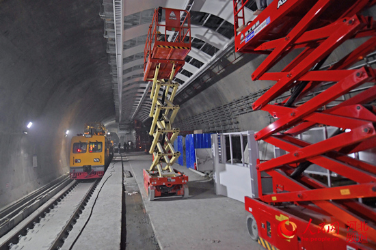 图为京张高铁八达岭长城站主体结构正式封顶。孙立君 摄
