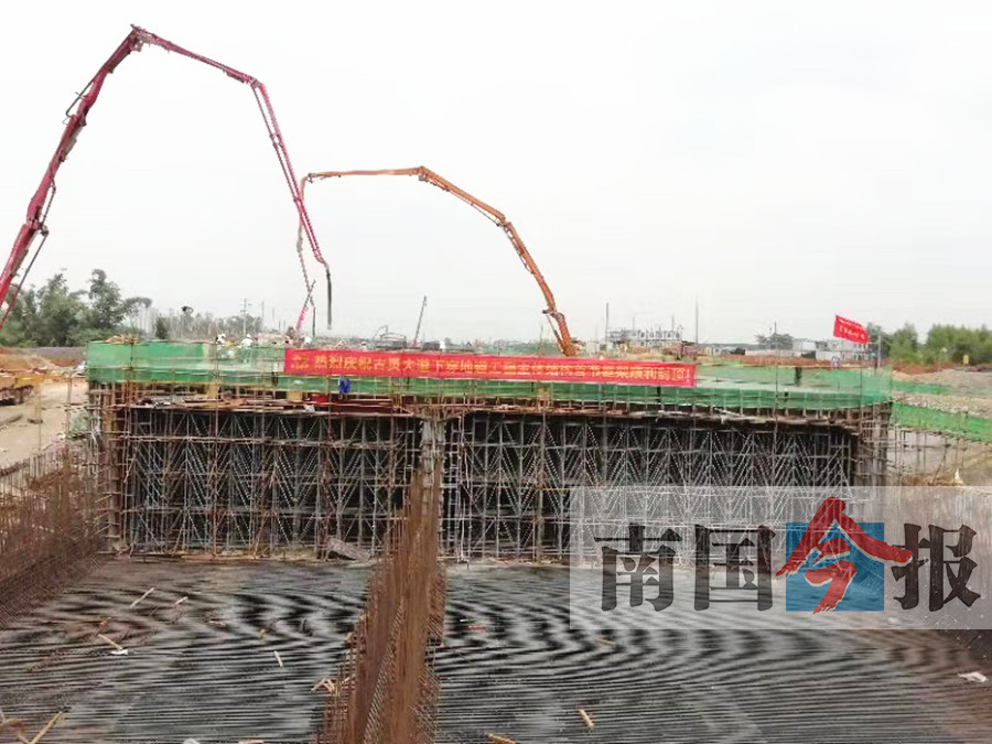 高清：柳州最长下穿地道年底可通车 全长2.2公里