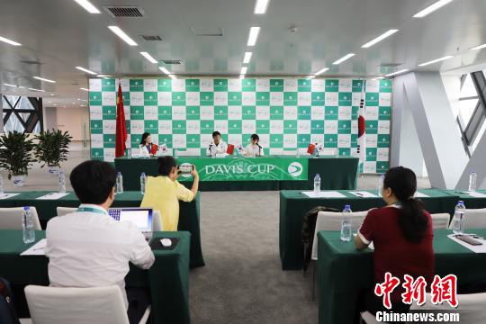 图为韩国队举行新闻发布会。　瞿宏伦 摄