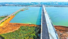 荆州跨海子湖特大桥将通车 采用双